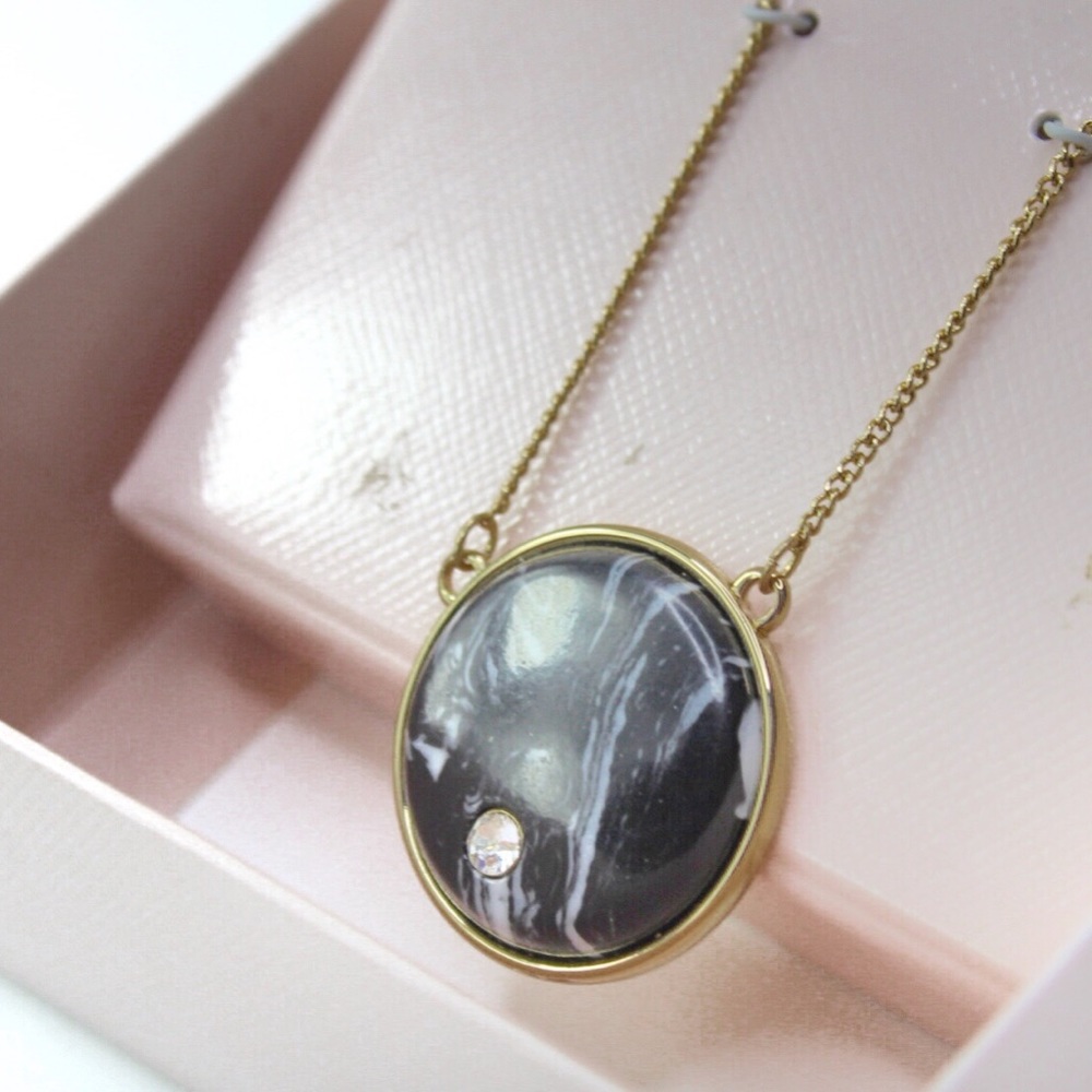 Vince Camuto Necklace Earrings Marble Effect Set